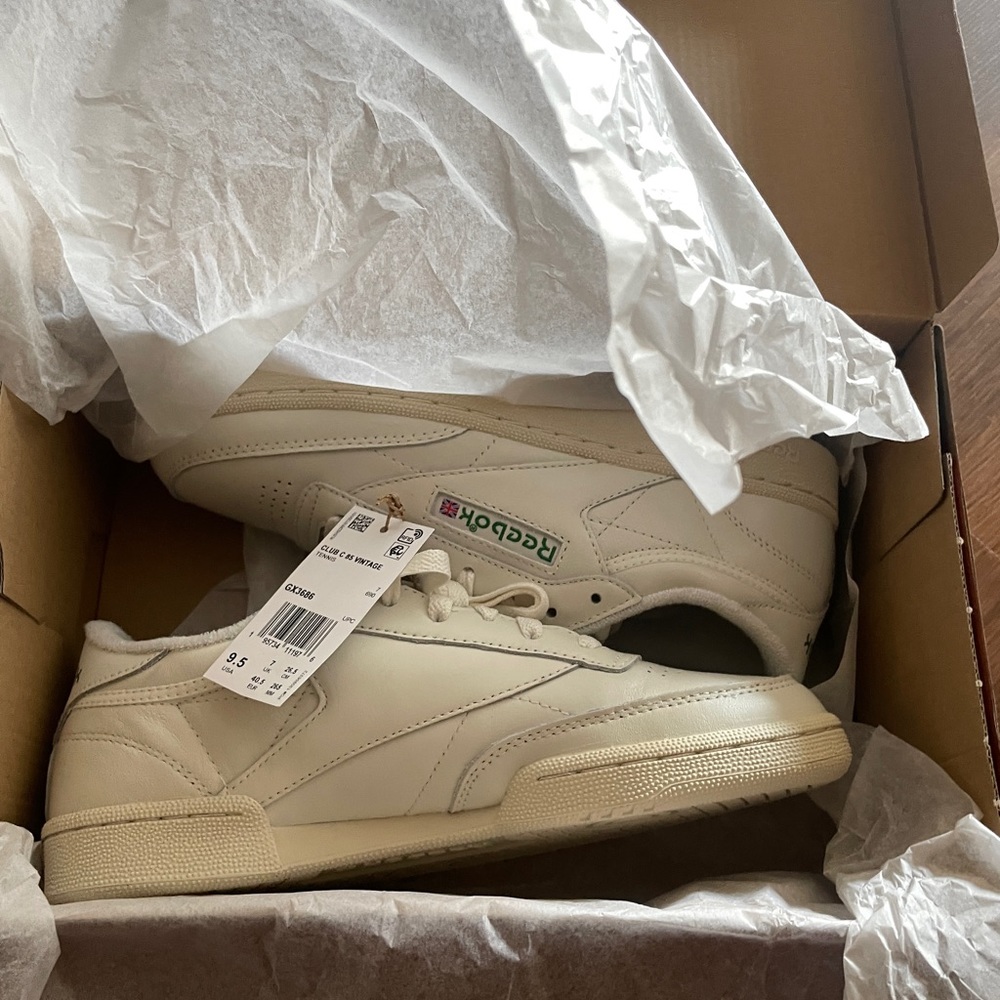 Reebok Women's Club C 85 Vintage Walking Shoe